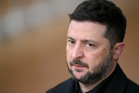 Zelenszkij tűzszüneti tervet hirdetett