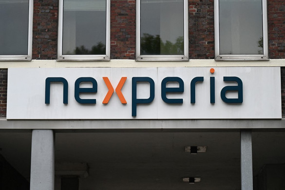 Leváltotta a holland kormány a kínai vezérigazgatót
