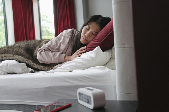 Alvás és életkor: mikor és mennyit kell aludnia?