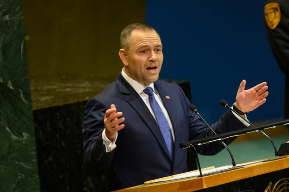 A lengyel elnök a kormány tiltakozása ellenére új bírókat nevezett ki