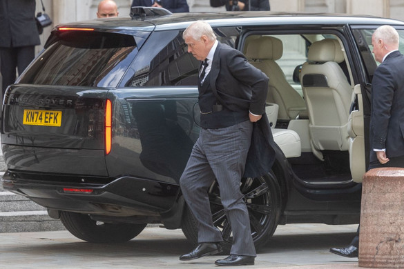 Fotó: Anadolu via AFP/Ilyas Tayfun Salci Nagy bejelentésre készül a királyi család