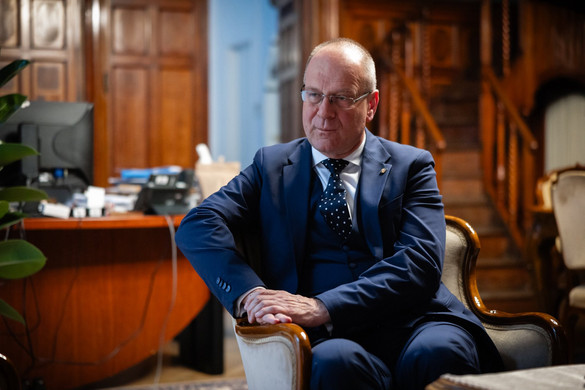 Fontos a 8-as főút mielőbbi fejlesztése