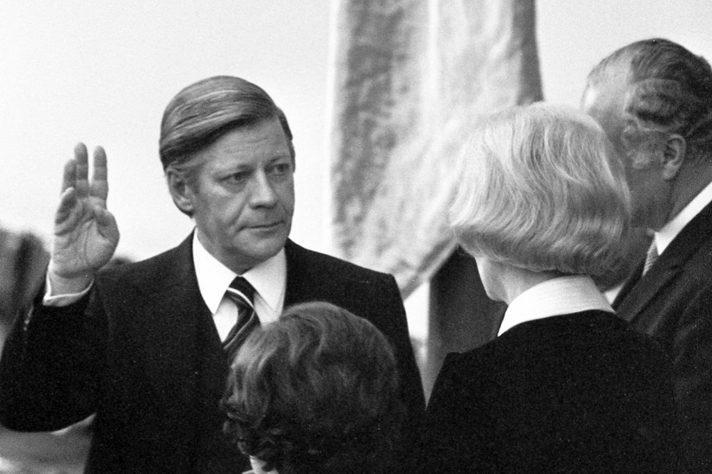 „A kormánynak azt kell tennie, ami helyes és ami szükséges”