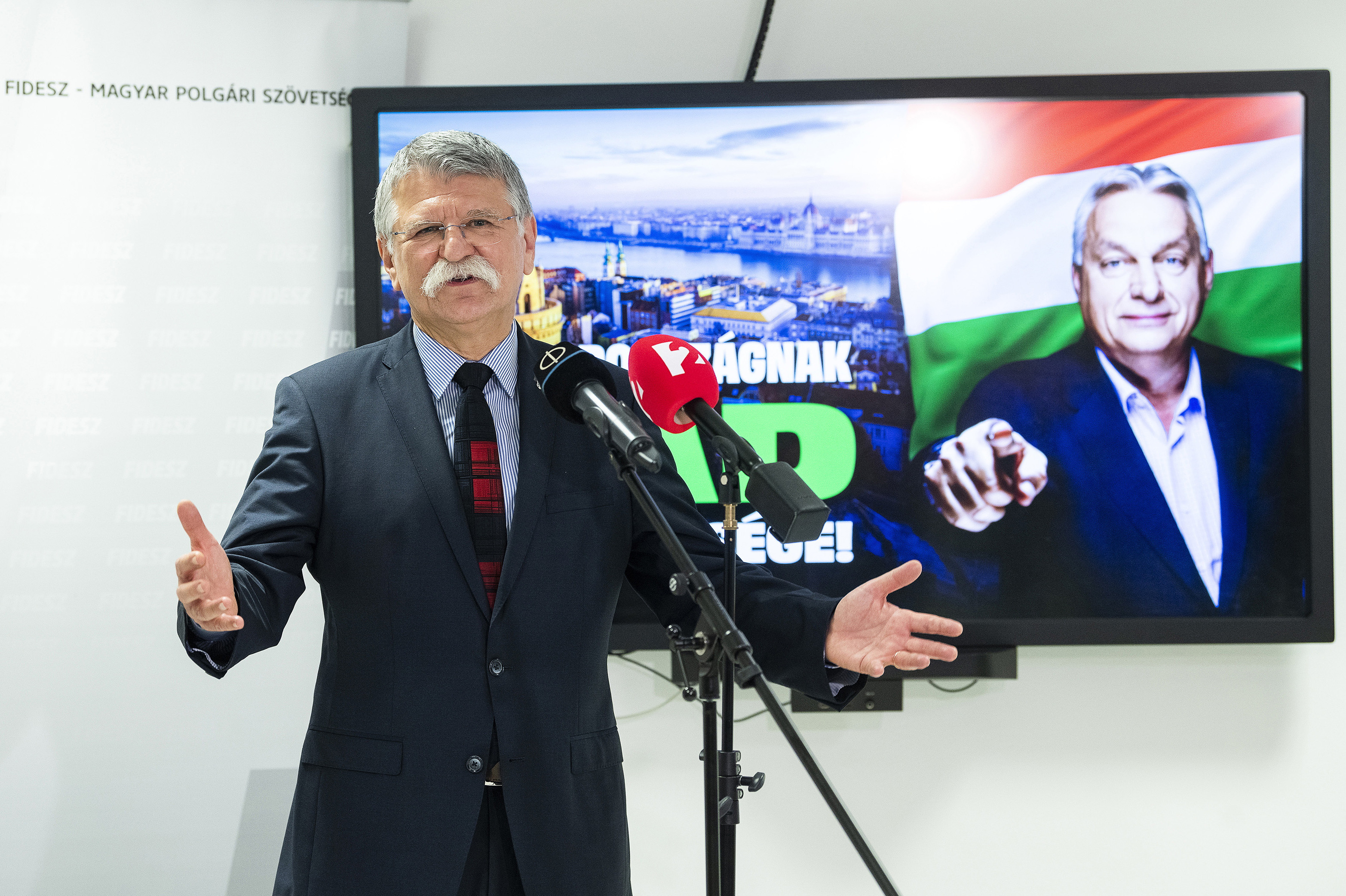 Kövér László: a nemzeti konzultáció által biztosított támogatással nagyobb súlyt adhatunk szavainknak a brüsszeli vitákban