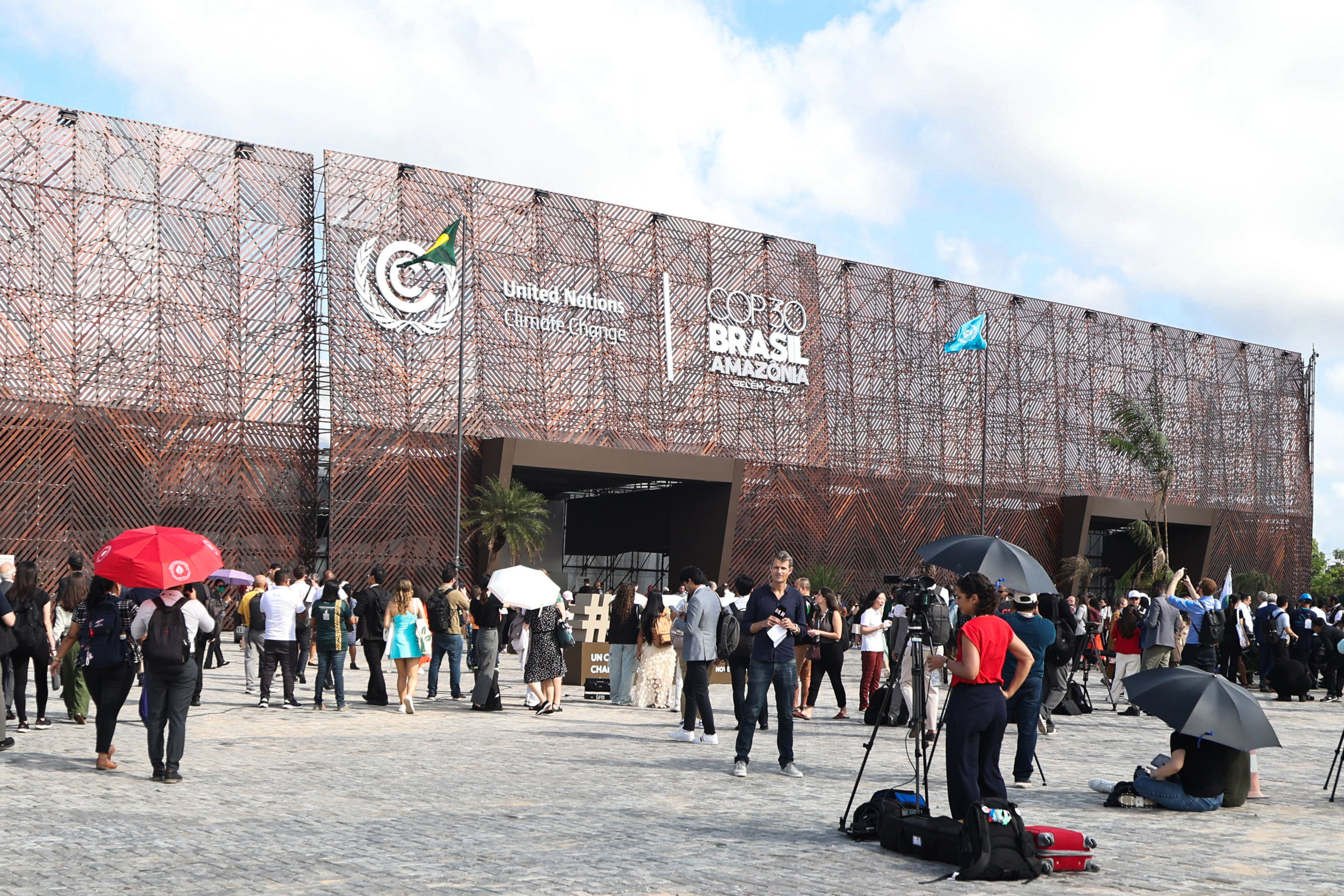 Brazília ad otthont a valaha volt második legnagyobb klímacsúcsnak