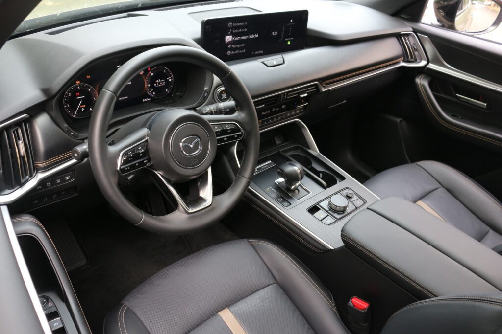 Mazda CX-60 e-Skyactiv D belső