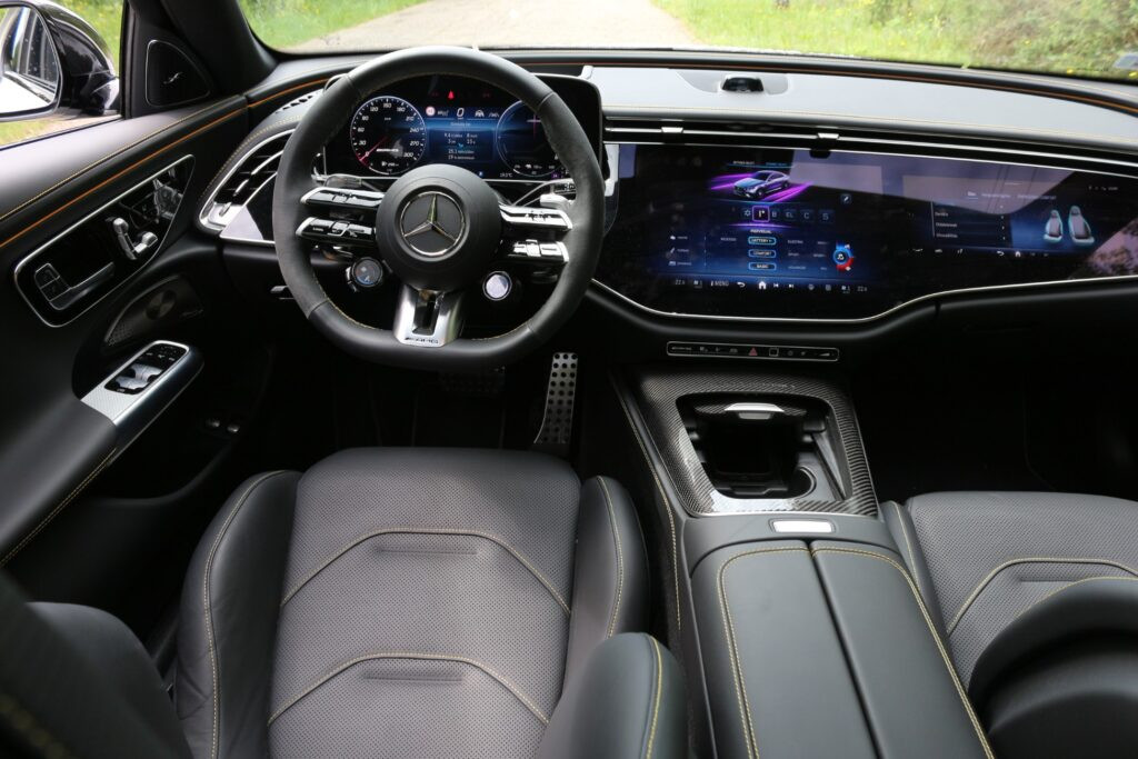 Mercedes-AMG E53 belső