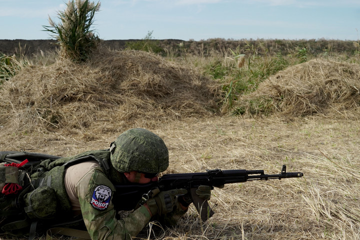 Speciális szögesdrótot használ az orosz hadsereg