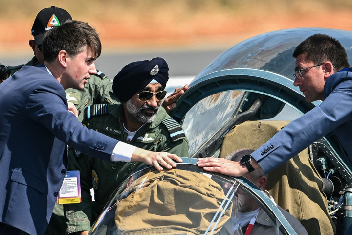 India orosz fegyvereket vásárolna