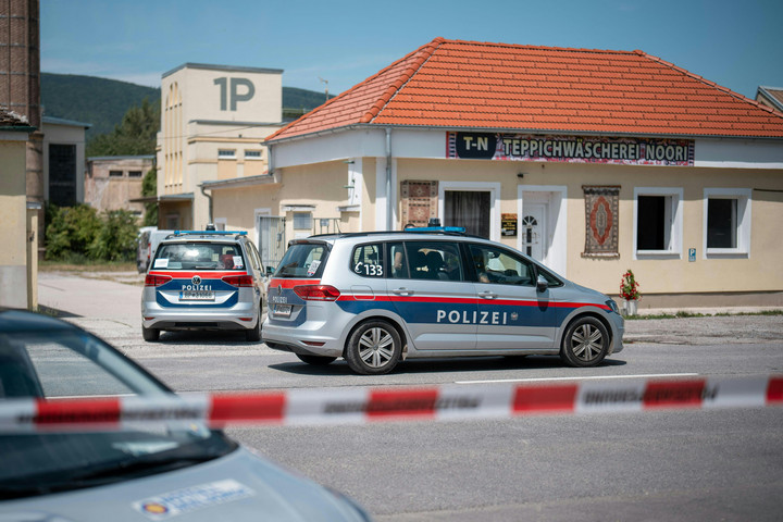 Fotó: AFP/APA/Georg Hochmuth Halálos kimenetelű lövöldözés egy bécsi bárban