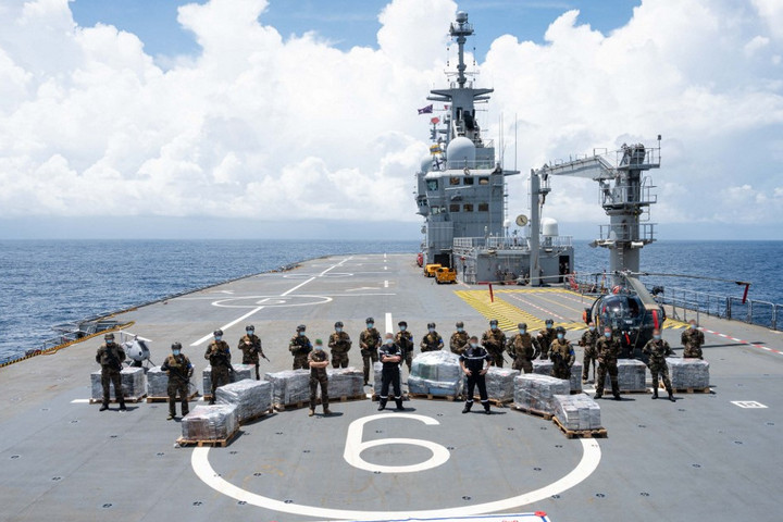 Fotó: AFP/Marine Nationale/Corentin Charles Tengeralattjárón foglaltak le 1,7 tonna kokaint az Atlanti-óceánon