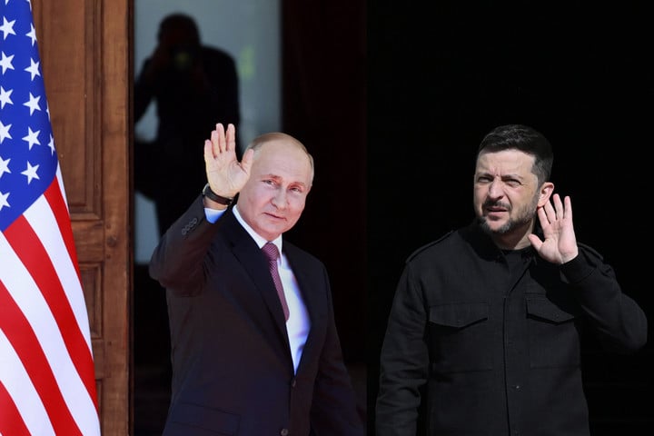 Fotó: AFP/Pool/Denis Balibouse, AFP/Genya Savilov Ukrajna számára még nincs minden veszve?