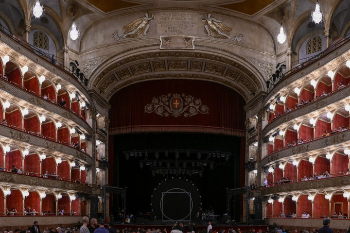 Élőben közvetítik Puccini Tosca című operáját