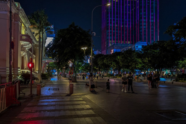 Fotó: AFP/NurPhoto/Michael Nguyen Aki láthatatlan, az jó eséllyel meghal az úton