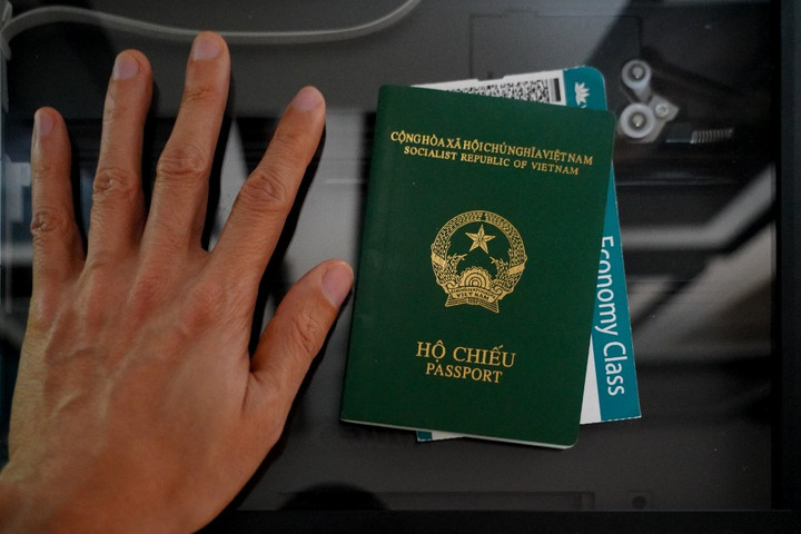 A normál belépést is lelassítja a határon EES