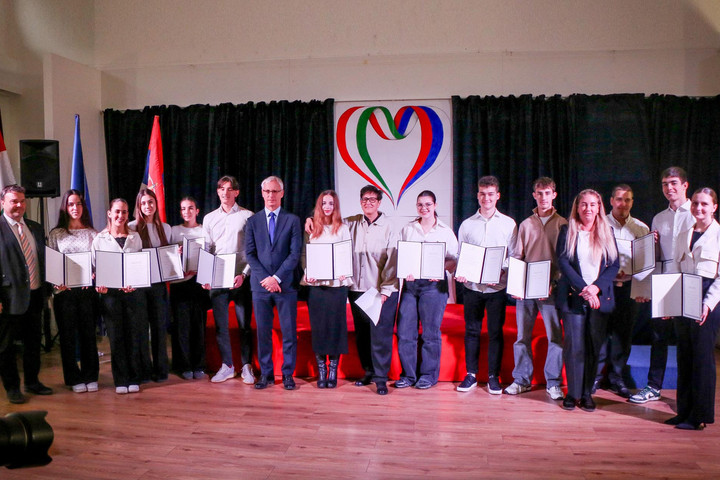 „Békesség és jó kapcsolat”