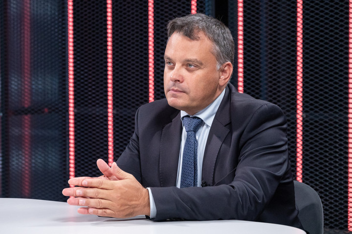 Fotó: Facebook/Latorcai Csaba Munkahelyek százait hozza el Bács-Kiskunba a KDNP!