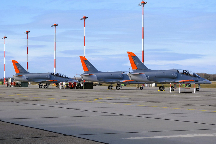 Megérkezett a második magyar KC-390 katonai szállítórepülő