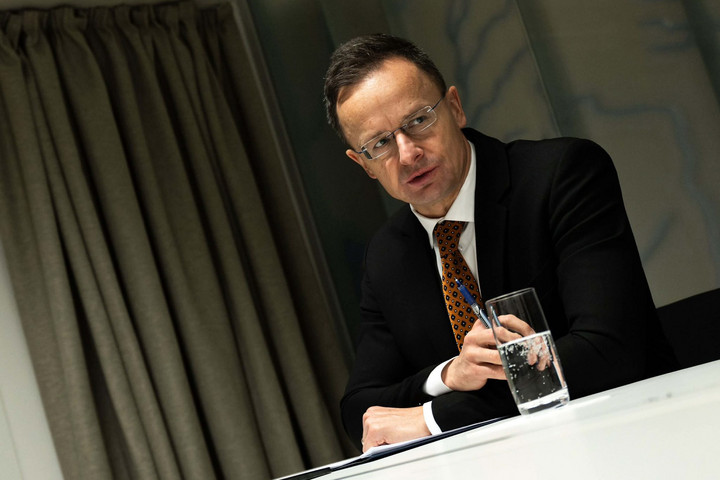 Szijjártó Péter: Az Európai Bizottság csak árt az európai gazdaságnak