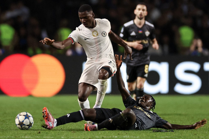 Fotó: Giorgi ARJEVANIDZE / AFP Azeri "kiscsapat" pontot szerzett a londoni sztárcsapat ellen