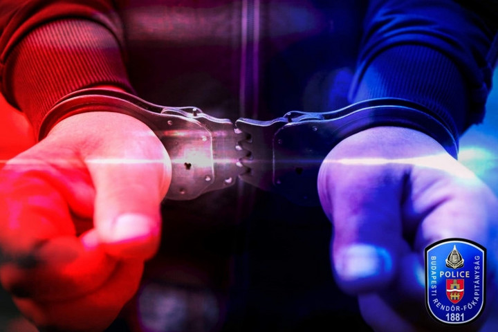 Fotó: police.hu Elfogtak egy férfit, aki intim fotókat kért egy 9 éves kislánytól