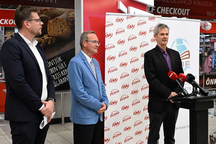 „Egy kosárnyi szeretet” minden háztartásba!