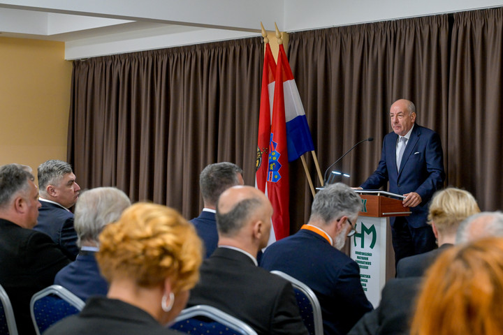 Fotó: MTI/Bruzák Noémi Sulyok Tamás: Magyarország és Horvátország is értékként tekint az őshonos nemzeti közösségekre