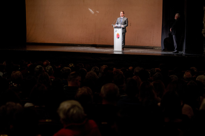 Fotó: MTI/Kiss Gábor Gulyás Gergely: A kultúra összetartja a nemzetet, ezért átível a határokon