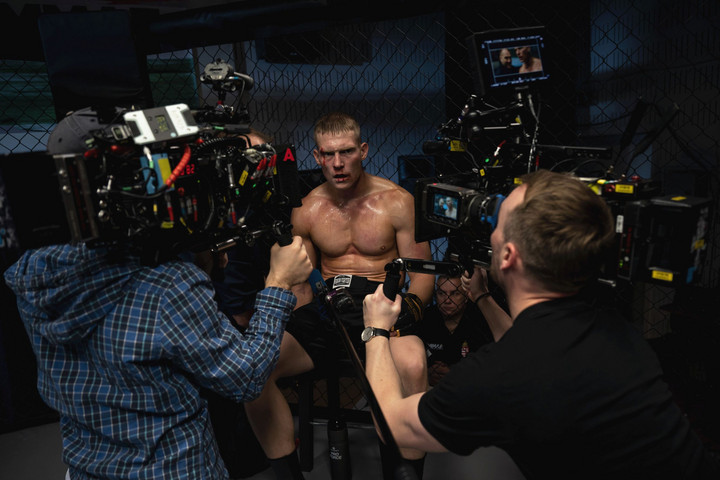 MMA küzdősportoló testvérpárról szóló mozifilm készül