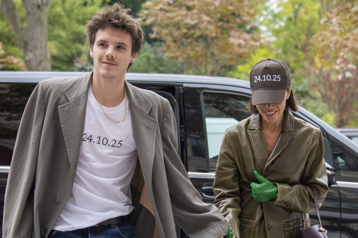 Fotó: NorthFoto/TGB/Raw/KGC Photo Agency/LLP KGC-102/320/441 Bevonták Cruz Beckham jogosítványát