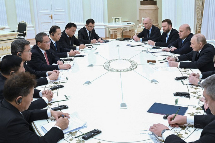 Fotó: RAO AIMIN / XINHUA / XINHUA VIA AFP Putyin: Moszkva kész energiahordozókkal ellátni a Sanghaji Együttműködési Szervezet tagországait