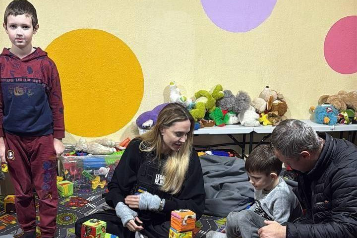 Fotó: Kyiv Post fb oldala Angelina Jolie testőrét is besorozták