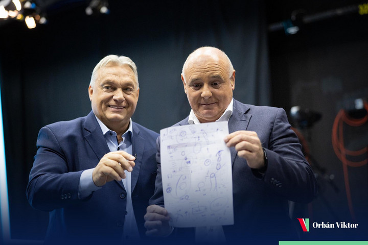 Fotó: Facebook/Orbán Viktor Mérlegen a washingtoni út