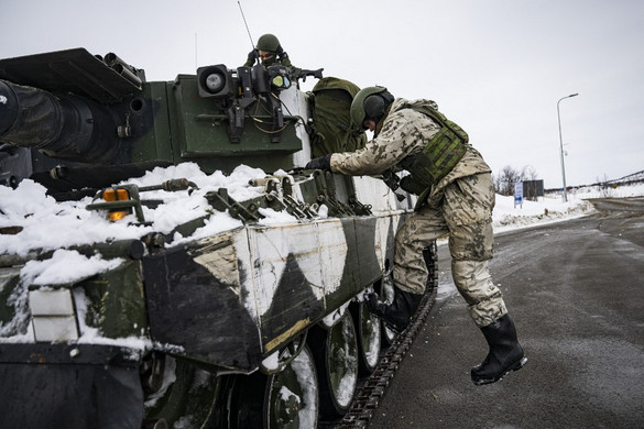 Hadgyakorlat indult az orosz határ közelében