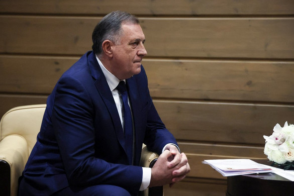 Tiszteletben kell tartani a balkáni népek akaratát