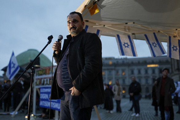 Támadás érte a berlini német-arab iskola iszlamista hálózatokat bíráló igazgatóját