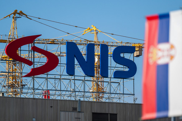 Összeomlás fenyegeti a szerb olajipart