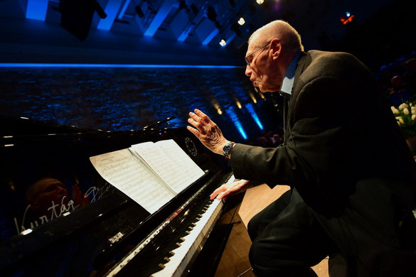 Fesztivállal és egész éves programsorozattal ünneplik Kurtág György 100. születésnapját