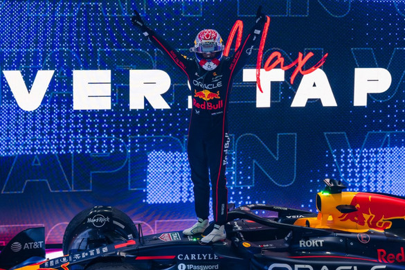 Verstappen nyert Dohában