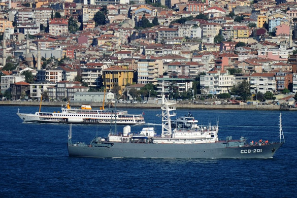 Kémhajók a láthatáron