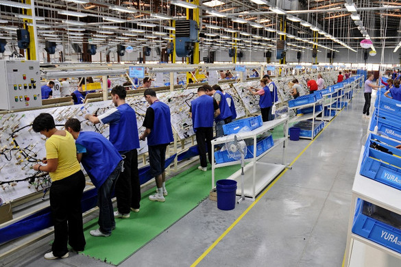 Sok üzem költözik el Szerbiából