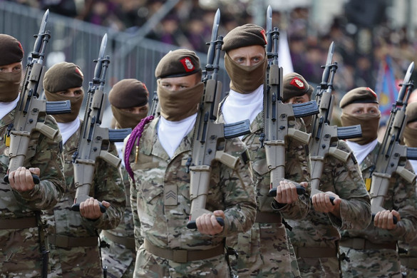 Belgium 150 ezer fiatalt hív a hadseregbe