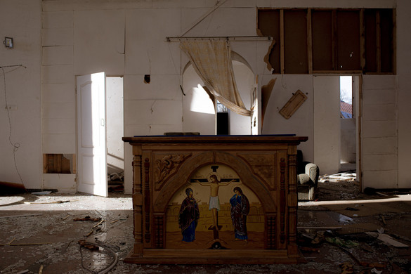 Sokk Donbászban: ukrán drónok végeztek egy pappal és családjával