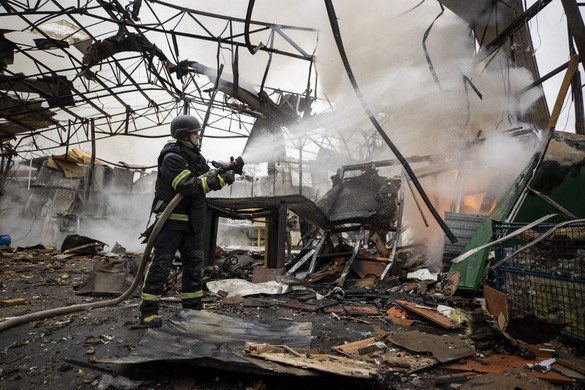 Tévúton jár Európa