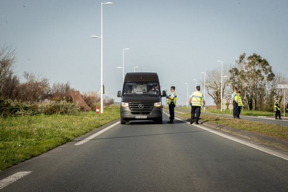 Emberek közé hajtott egy autós Franciaországban