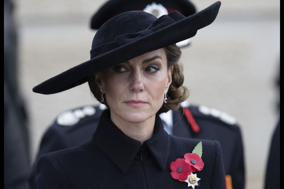 Miért nem néz Katalin hercegné soha a kamerába?