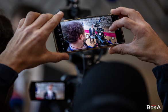 Az Európai Bizottság a háborús logika mentén gondolkodik