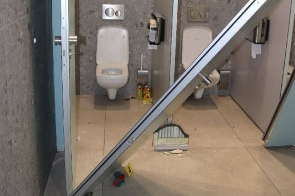 Magára robbantotta a pláza mellékhelyiségét egy kecskeméti drogos