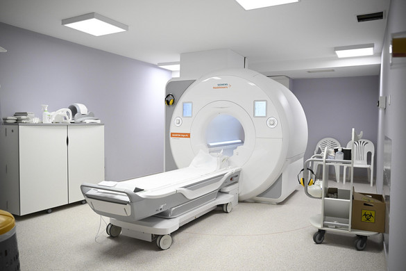 Modernizálták az Uzsoki Utcai Kórház MRI-berendezését