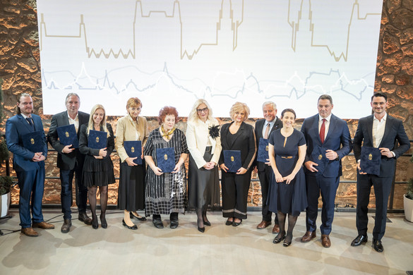 Átadták a Kőrösi Csoma Sándor-díjakat